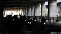 Adapun Gubernur DKI Jakarta Anies Baswedan sebelumnya menyebut bahwa perluasan ganjil genap ini diperuntukan untuk menekan angka polusi dan meningkatkan kualitas udara di ibu kota.
