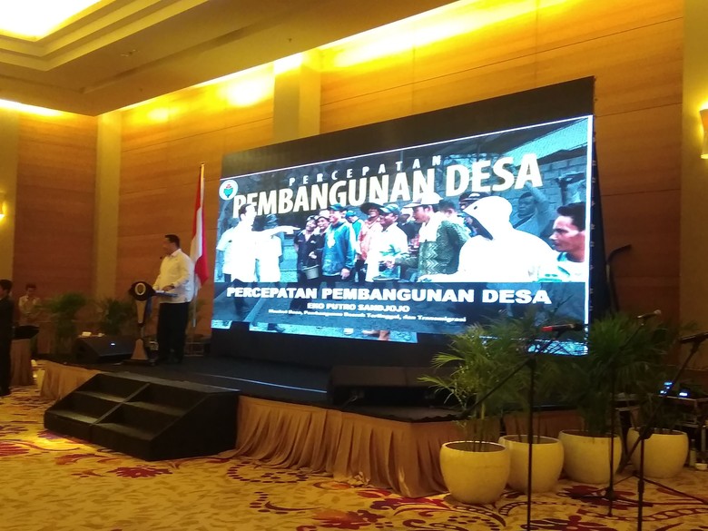 Capaian Dana Desa Didokumentasikan Jadi Sebuah Buku Capaian Dana Desa Didokumentasikan Jadi Sebuah Buku