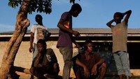Burundi mengalami krisis sejak 2015, ketika Nkurunziza terpilih untuk ketiga kalinya dalam dalam pemilu. Pemilihan itu diboikot oleh sebagian besar oposisi. REUTERS/Francis Kokoroko.