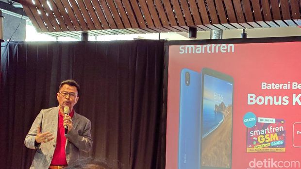 Djoko Tata Ibrahim, Deputy CEO Smartfren