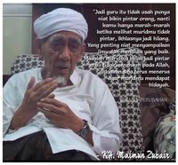 Kalimat Kalimat Inspiratif Mbah Moen Bertebaran Di Medsos