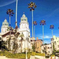 Mewahnya Pernikahan Crazy Rich New York yang 5 Kali Ganti Gaun Pengantin