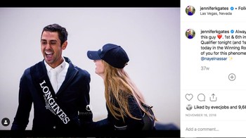 “Selalu ok kalah dari pria ini. Sangat bangga padamu untuk hari dan tahun fenomenal ini,” tulis Jennoger saat bersama ikut dan meraih posisi atas sebuah event berkuda. Foto: Instagram