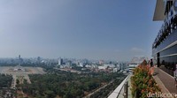 Inilah salah satu gambar panoramik lansekap Jakarta yang diabadikan oleh fotografer detikcom Rachman Haryanto dengan menggunakan telepon pintar Oppo Reno 10x zoom.