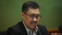 Ketua Bidang Seleksi Calon Hakim Agung Aidul Fitri Siada dan Kepala Biro Rekruitmen Advokasi dan Peningkatan Kapasitas Hakim, Arie Sudihar memberikan keterangan pers di Gedung Komisi Yudisial, Jakarta, Rabu (7/8/2019).