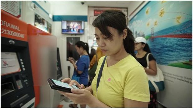 TKI kirim uang di Hong Kong