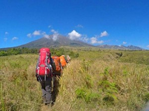 Menimbang Kembali Proyek Kereta Gantung Rinjani