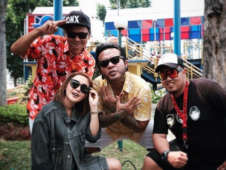 Endank Soekamti dan Cita Citata Foto: Instagram Erix Soekamti Endank Soekamti dan Cita Citata Foto: Instagram Erix Soekamti