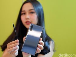 Menggenggam Galaxy Note 10 di Indonesia