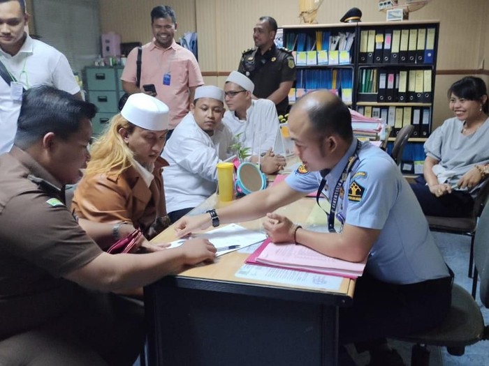 Di Lapas Pondok Rajeg Habib Bahar Huni Kamar Khusus