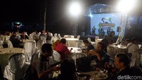 Sepi dan tenang, suasana itulah yang terasa di kebun binatang pada malam hari. (Uje Hartono/detikcom)