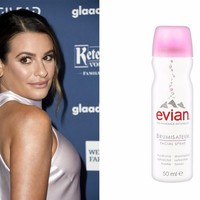 Produk skincare favorit dari Lea Michelle adalah Evian Natural Mineral Water Facial Spray seharga Rp 49 ribu. Ini adalah produk spray untuk wajah dan leher yang memberikan efek menyegarkan pada kulit. Foto: dok. Getty Images, Ist