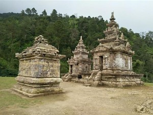 Wisata Candi Gedong Songo Semarang: Harga Tiket Masuk, Fakta dan Mitosnya