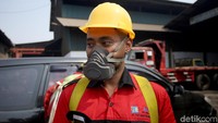 Andono mengatakan, berdasarkan uji hasil laboratorium, PT Mahkota dinyatakan terbukti melanggar baku mutu cerobong asap. Dia menyebut asap cerobong asam sulfat unit II melanggar aturan soal kualitas udara. Dia menyebut PT Mahkota Indonesia wajib membenahi pelanggaran tersebut dalam waktu 45 hari. Jika tidak, kata Andono, PT Mahkota akan diberi sanksi yang lebih berat.