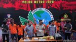 Dibekuk Polisi, Ini Tampang Penyelundup Sabu 10 Kg dari Malaysia