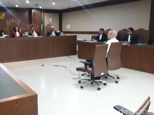 Dirut PT CPC Didakwa Rugikan Negara Rp 12,3 M di Pengadaan Alkes Flu Burung