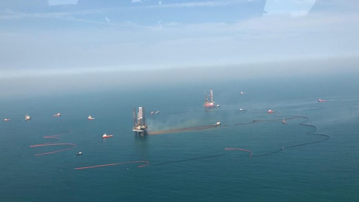 Bagaimana Imbas Tumpahan Minyak Di Karawang Ke Kinerja Pertamina