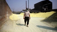 Inspeksi ini difokuskan pada cerobong asap industri dan pabrik di DKI Jakarta.