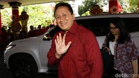 Pantauan di Hotel Grand Inna Bali Beach, Sanur, Bali, Kamis (8/8/2019), para tamu undangan tersebut bergantian hadir sekitar pukul 11.00 Wita.