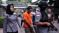 Para tersangka dihadirkan dalam rilis di Mapolda Metro Jaya, Kamis (8/8/2019).
