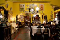 Menu Tradisional Sedap di Resto Kolonial Favorit Para Politisi