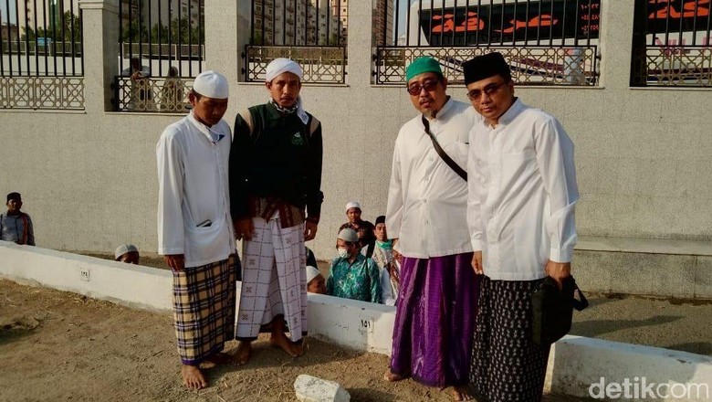 Ini Makam Mbah Moen di Mala Mekah Ini Makam Mbah Moen di Mala Mekah