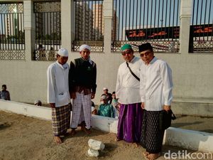 Ini Makam Mbah Moen di Mala Mekah