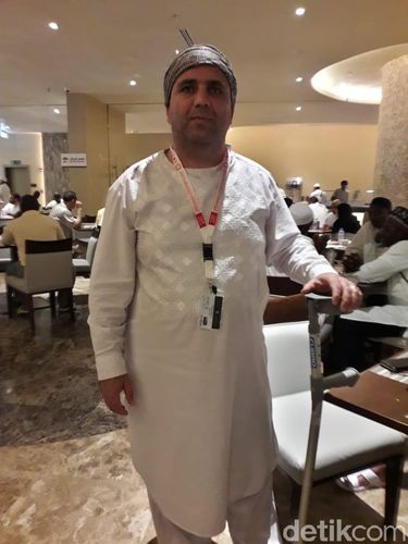 Ahmad, sahabat Taj Muhammad