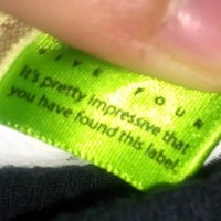 Label digunakan untuk memberi penghargaan kepada konsumen yang telah membeli produk mereka. Kreatif! Foto: Instagram, Brightside