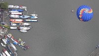 Beberapa balon pun langsung diterbangkan ke kawasan Bristol.