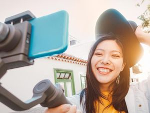 Tak Melulu Berefek Negatif, Selfie Bisa Deteksi Penyakit