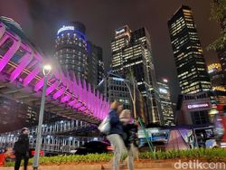 Menikmati Indahnya Cahaya Kota dalam Bidikan Kamera Ponsel