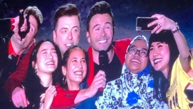 Westlife dan Pevita Pearce