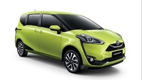 Soal mesin, masih mengandalkan spesifikasi lawas, 1.500 cc 4 silinder segaris, dengan output tenaga mencapai 108 dk dan torsi 140 Nm. Tenaga dari mesin tersebut disalurkan ke roda depan dengan sistem penggerak CVT. Foto: Pool (Toyota)