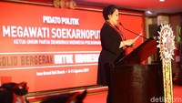 Megawati lantas mengungkit soal strategi menebar kebencian yang digunakan pada saat pemilihan umum dan pilpres. Dia menegaskan strategi itulah yang melumpuhkan demokrasi.