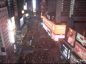 Cerita Kepanikan Massal Turis di Times Square New York