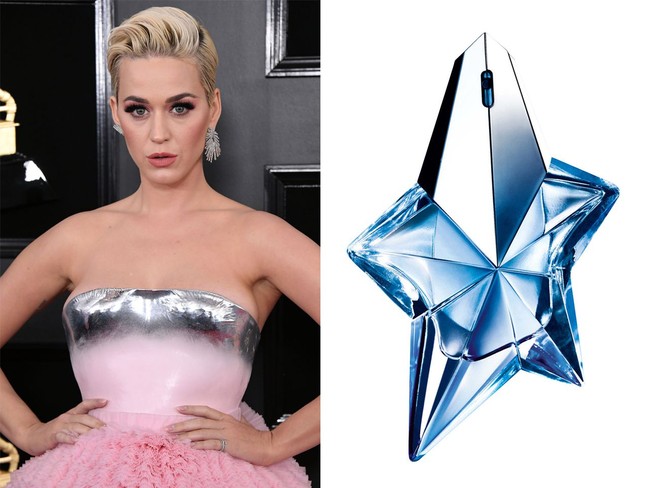 Penyanyi Katy Perry memilih parfum Angel dari Thierry Mugler. Parfum dengan botol berbentuk bintang ini memiliki wangi yang manis dan feminin.  Foto: Getty Images