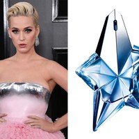 Penyanyi Katy Perry memilih parfum Angel dari Thierry Mugler. Parfum dengan botol berbentuk bintang ini memiliki wangi yang manis dan feminin.  Foto: Getty Images