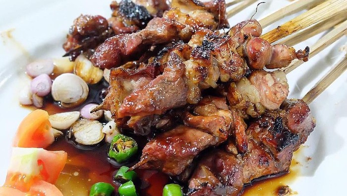 Yuk Jajan Sup Kambing  yang Gurih  dan  Sate  Kambing  Empuk  