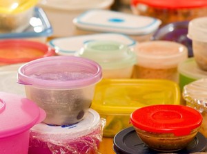 Berbahaya! Stop Pakai Plastik untuk Mengemas Makanan