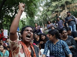 India Longgarkan Sejumlah Pembatasan di Wilayah Kashmir