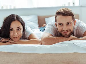 Pasangan Lagi Nggak Mood Seks? Ini 5 Cara Bangkitkan Gairah Bercinta