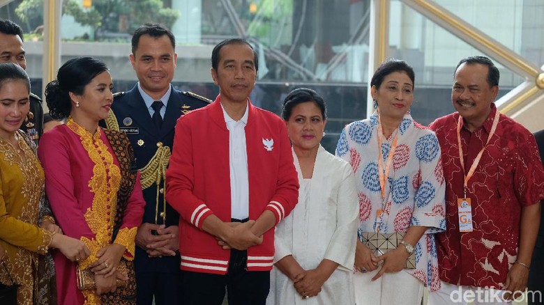 Penuhi Undangan PM Lee, Jokowi Hadiri Perayaan HUT Singapura Penuhi Undangan PM Lee, Jokowi Hadiri Perayaan HUT Singapura
