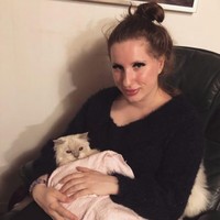 Saya terinspirasi oleh diri saya sendiri. Tidak oleh Kylie, tidak. Bibirnya terlalu kecil. Saya merasa seperti Bratz! kata Tamara. Foto: Instagram