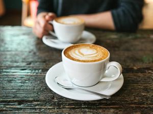 Dear Milenial, Pilih Ngopi atau Investasi?
