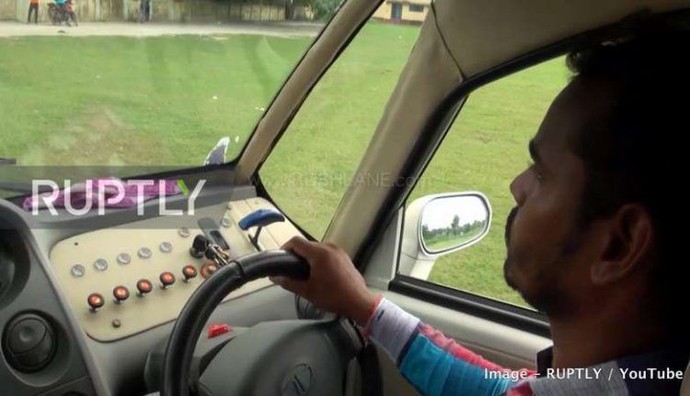 Tata Nano Dimodif Mirip Helicopter