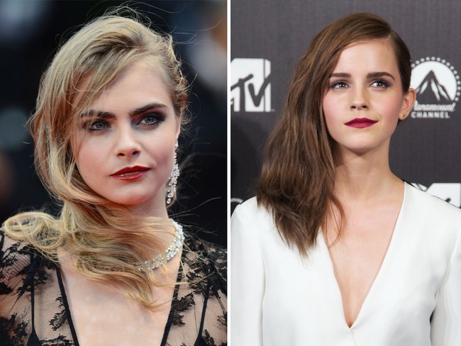 Cara Delevingne dan pemeran Hermione dalam film Harry Potter, Emma Watson, seringkali disebut memiliki wajah yang serupa. Ternyata jika foto keduanya disandingkan, memang seperti kembar ya. Foto: Getty Images