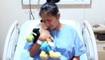 Kisah Sedih Jelly Jelo yang Lahiran Ditemani Boneka Goofy