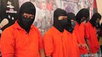 Polisi Perlihatkan 9 Tersangka Ricuh Nobar PSM-Persija