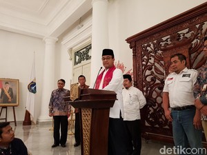 Anies Akan Bagikan Daging Kurban Siap Saji Racikan Chef Hotel Bintang 5